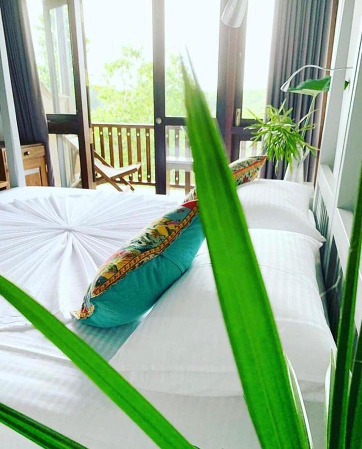 Sri Yoga Shala Bed & Breakfast Unawatuna Bagian luar foto