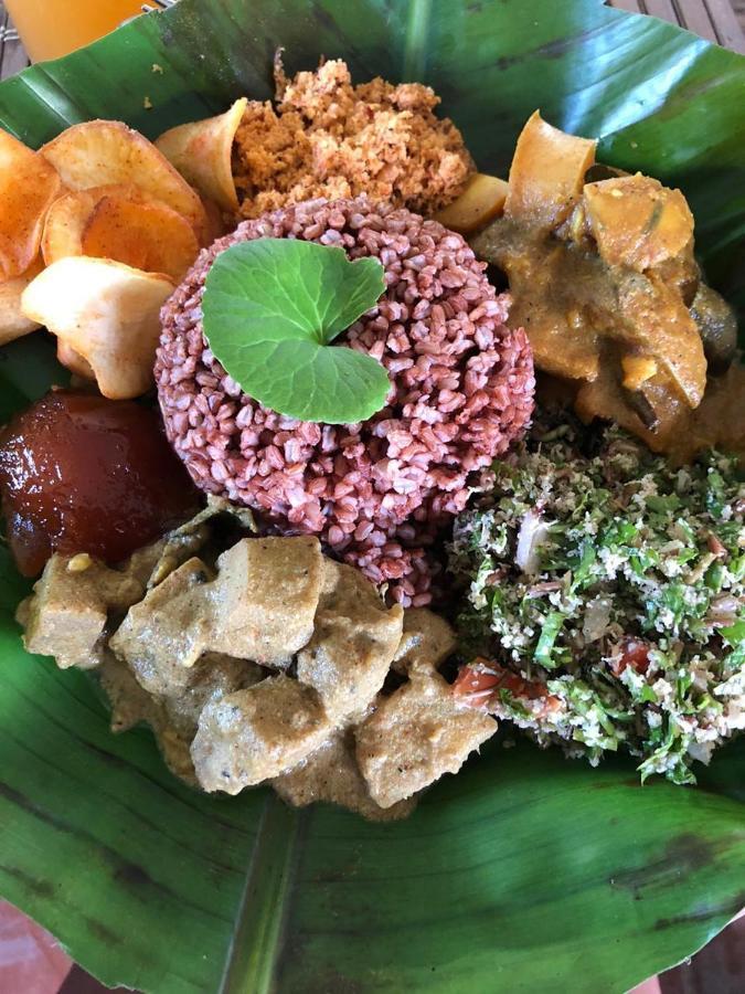 Sri Yoga Shala Bed & Breakfast Unawatuna Bagian luar foto