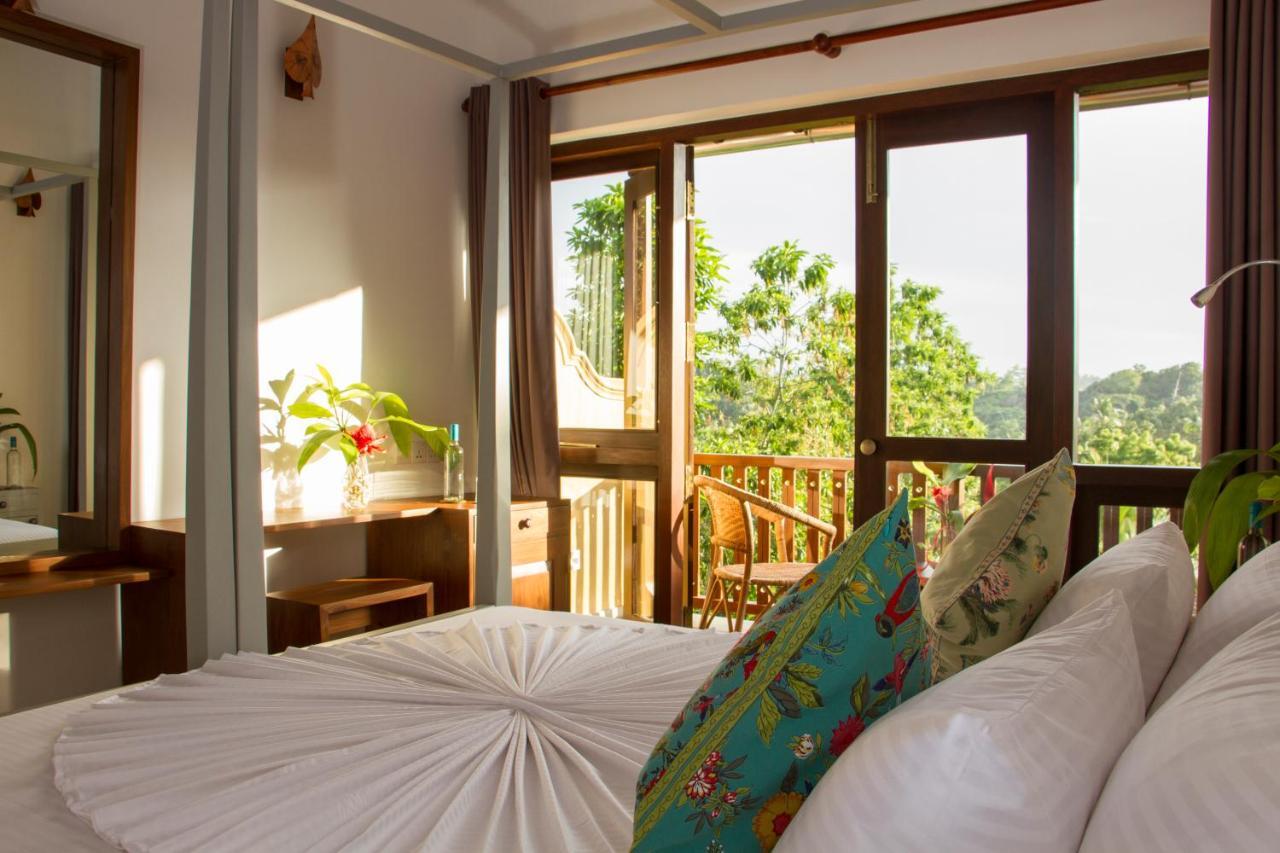 Sri Yoga Shala Bed & Breakfast Unawatuna Bagian luar foto